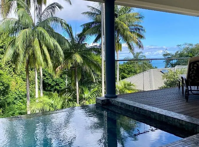 Anse Soleil Beachcomber Hotel And Self Catering