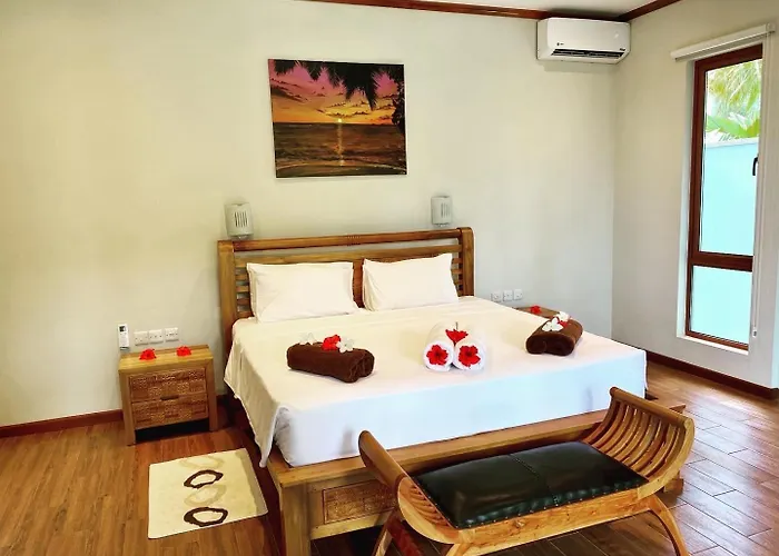 Anse Soleil Beachcomber Hotel And Self Catering Hotel Baie Lazare (Mahe)